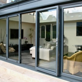 Раздвижные окна для веранды: удобство и функциональность